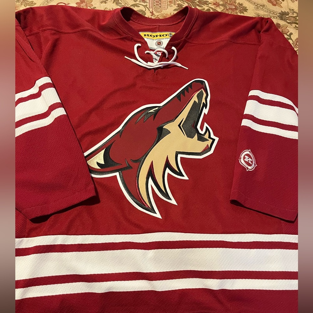 Vintage NHL Phoenix Arizona Coyotes Red Hockey Jersey